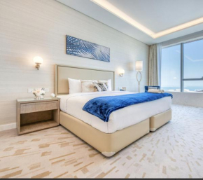 Palm Tower Stylish Studio02 with Sea View Infinity Pool